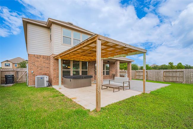 3215 Laurel Bend Ln, House other with 4 bedrooms, 3 bathrooms and 2 parking in Pearland TX | Image 34