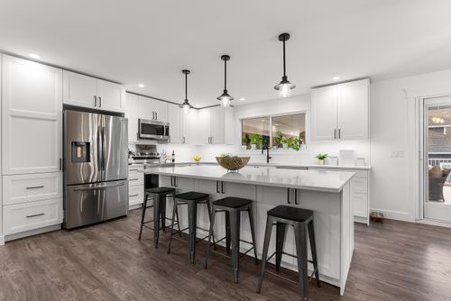 {{alt}} | Card Image