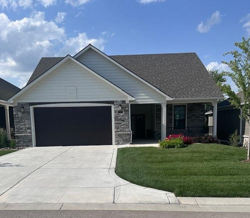 820 E Park Pl, Andover, KS, 67002-8975 | Card Image