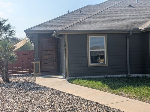 unit-b25-5375 County Road 73a, Robstown, TX, 78380-1016 | Card Image