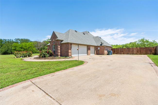 Driveway | Image 4