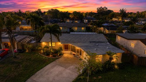 6830 Nw 8th Ct, Margate, FL, 33063-4449 | Card Image