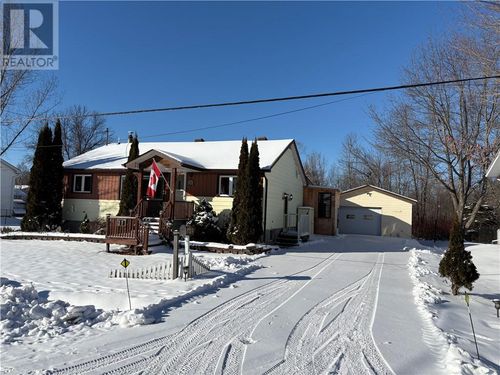 27 Tilley St, Killarney, ON, P0M2A0 | Card Image