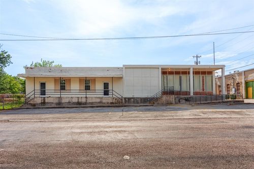 1-100 Collinsville St, Whitesboro, TX, 76273-2210 | Card Image