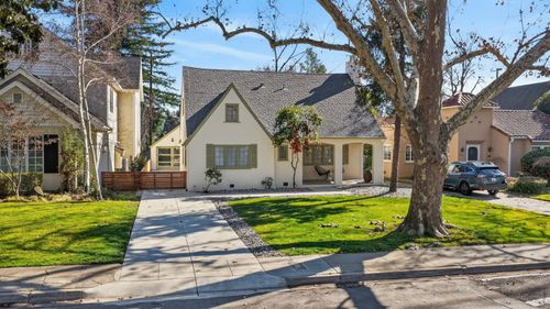 1373 47th St, Sacramento, CA, 95819-4142 | Card Image