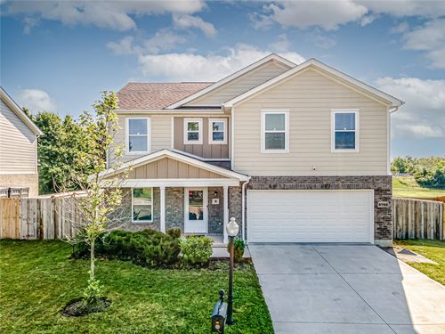 5762 Courtney Ln, Clayton, OH, 45315-7920 | Card Image