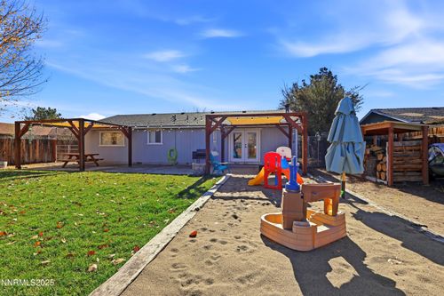 632 Occidental Dr, Dayton, NV, 89403-8033 | Card Image