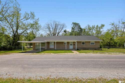 1813 Smith St, Eldorado, IL, 62930-2171 | Card Image