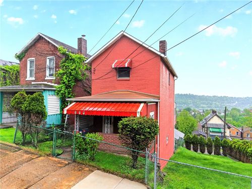 520 Stokes Ave, Braddock, PA, 15104-2249 | Card Image