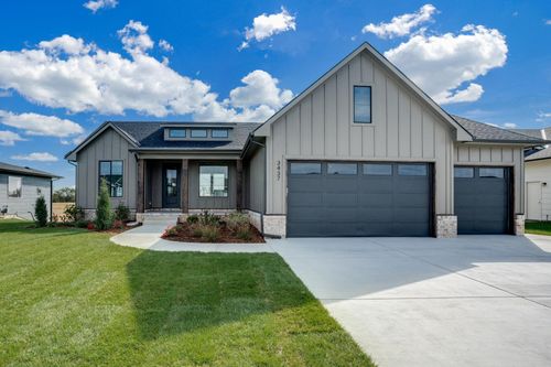 3437 S Linden Ct, Wichita, KS, 67210-3407 | Card Image