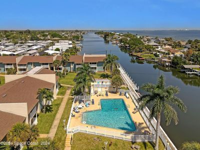 E11 - 250 N Banana River Drive, Condo with 2 bedrooms, 1 bathrooms and null parking in Merritt Island FL | Image 1