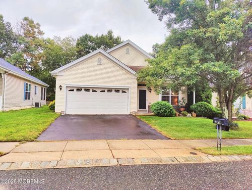 61 Robin Ln, Barnegat, NJ, 08005-2133 | Card Image