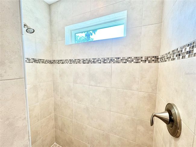 16204 3 Rd St E, House other with 3 bedrooms, 4 bathrooms and null parking in REDINGTON BEACH FL | Image 41