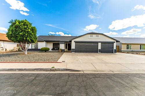 8851 W Keim Dr, Glendale, AZ, 85305-2448 | Card Image