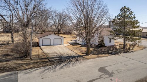 118 Bartlett St W, Wykoff, MN, 55990-8748 | Card Image