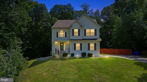 6850 Barney Dr, HUGHESVILLE, MD, 20637-2890 | Card Image