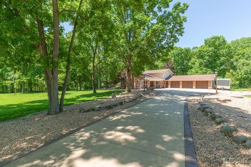 6342 Alamo Court Court, Adrian Township, MI, 49286 | Card Image