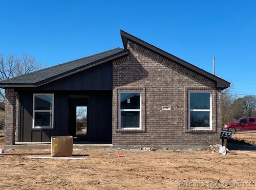 733 Elm St, Seminole, OK, 74868 | Card Image