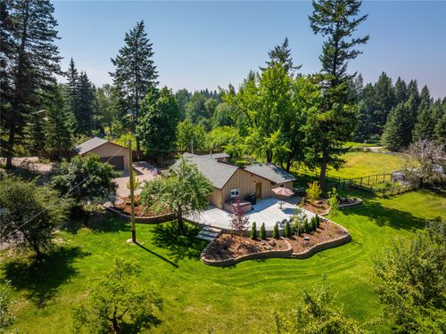 2264 Foothill Rd, Kalispell, MT, 59901-8301 | Card Image