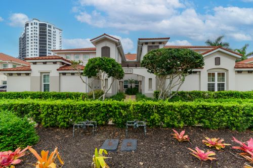 102-1273 Rialto Way, NAPLES, FL, 34114-7855 | Card Image