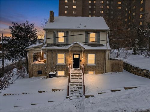 469 Kenmont Ave, Mt. Lebanon, PA, 15228-1405 | Card Image