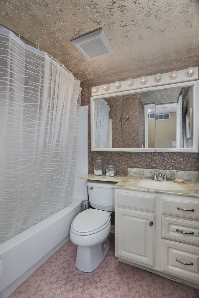 Full bath #2 | Image 15