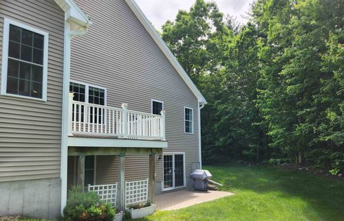26 Pepper Hill Rd, Londonderry, NH, 03053-3480 | Card Image