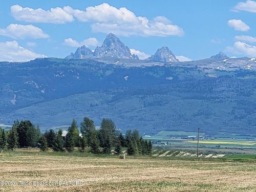 5000 Bates Rd, Driggs, ID, 83422 | Card Image
