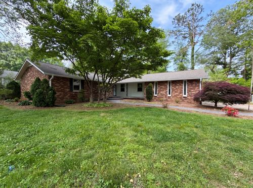102 Lakewood Cir, Smyrna, TN, 37167-5307 | Card Image