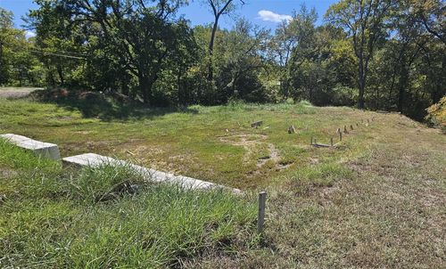 13 Geraldine Ln, Denison, TX, 75020-2304 | Card Image