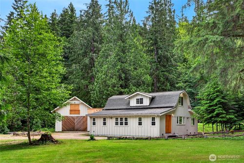 16928 464th Way Se, North Bend, WA, 98045-9703 | Card Image