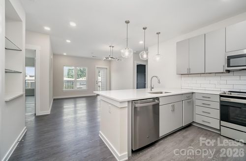 2209-3630 N Davidson St, Charlotte, NC, 28205-1351 | Card Image