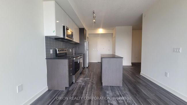 715 - 859 The Queensway, Condo with 3 bedrooms, 2 bathrooms and 1 parking in Etobicoke ON | Image 5