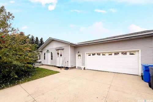 60 Banks Cres, Kamsack, SK, S0A1S0 | Card Image