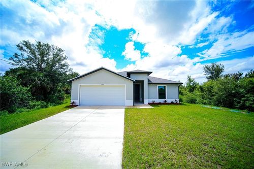 374 Pennfield St, LEHIGH ACRES, FL, 33974-9494 | Card Image