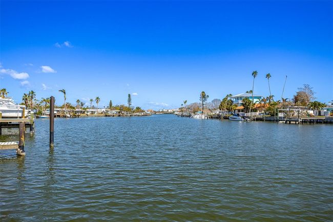 513 S Bayshore Dr, House other with 2 bedrooms, 2 bathrooms and null parking in MADEIRA BEACH FL | Image 15