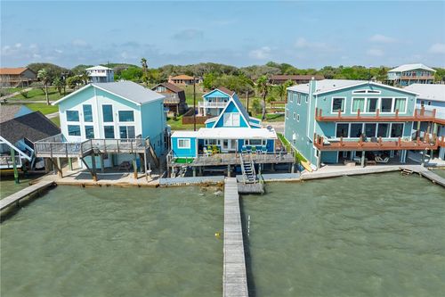 1014 Bayshore Dr, Ingleside, TX, 78362-4647 | Card Image