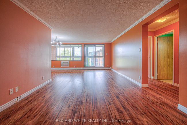 406 - 400 Champlain Blvd, Condo with 2 bedrooms, 1 bathrooms and null parking in Cambridge ON | Image 6