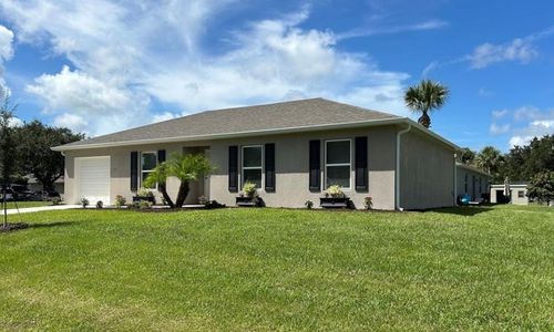 1352 Clearmont St, SEBASTIAN, FL, 32958-5917 | Card Image