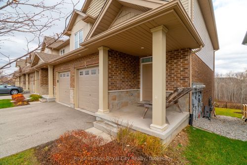 7-269 Watson Pky N, Guelph, ON, N1E0R3 | Card Image