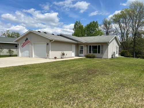 909 Oak St, Alexandria, MN, 56308-1967 | Card Image