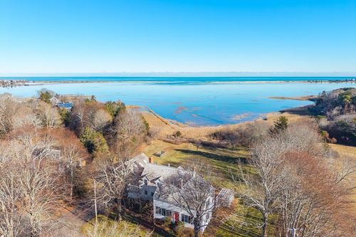 8 Dewey Ave, Sandwich, MA, 02563-2035 | Card Image