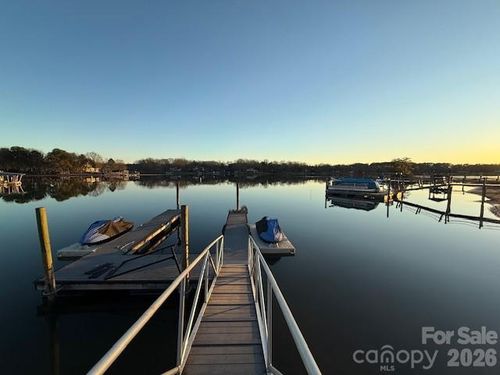 20139 Rainbow Cir, Cornelius, NC, 28031-7165 | Card Image