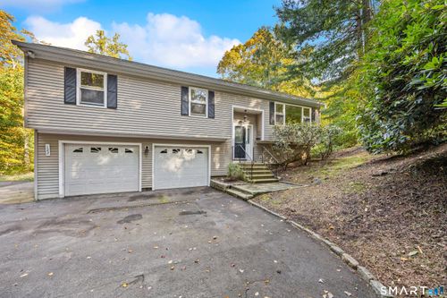122 Maple Hill Rd, Naugatuck, CT, 06770-2231 | Card Image