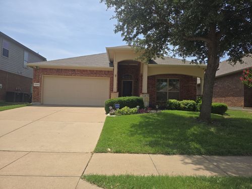 13045 Sierra View Dr, Fort Worth, TX, 76244-1815 | Card Image