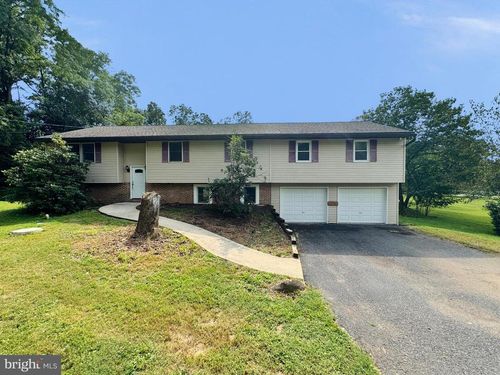 154 Niantic Rd, BARTO, PA, 19504-9310 | Card Image