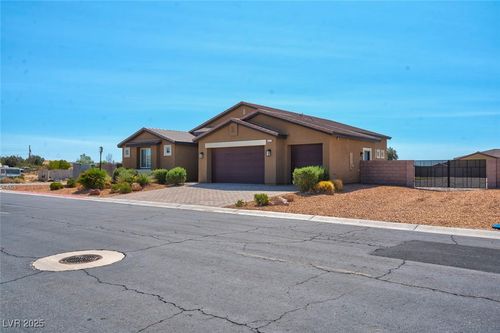 1517 Paintbrush Way, Logandale, NV, 89021-0348 | Card Image
