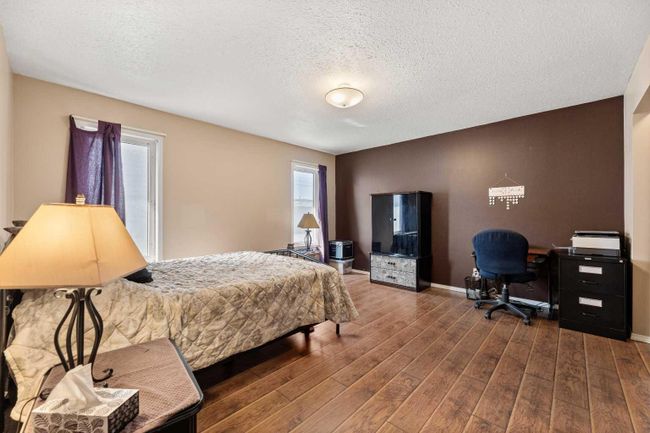 4521 Shannon Drive, Home with 2 bedrooms, 1 bathrooms and 6 parking in Olds AB | Image 14
