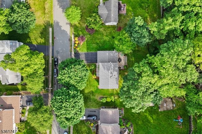 17 Friar Rd, House other with 4 bedrooms, 2 bathrooms and null parking in Morris Plains NJ | Image 46