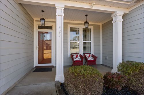 323 Holly Oaks Ln, Inman, SC, 29349-5936 | Card Image